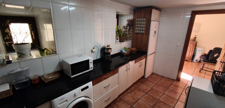 Chalet pareado en venta en Calle San Juan