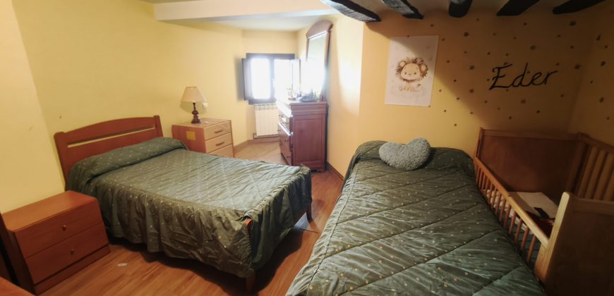 Chalet pareado en venta en Calle San Juan