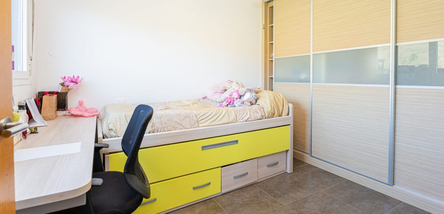 Chalet adosado en venta en Calle del Tren Vasco-Navarro