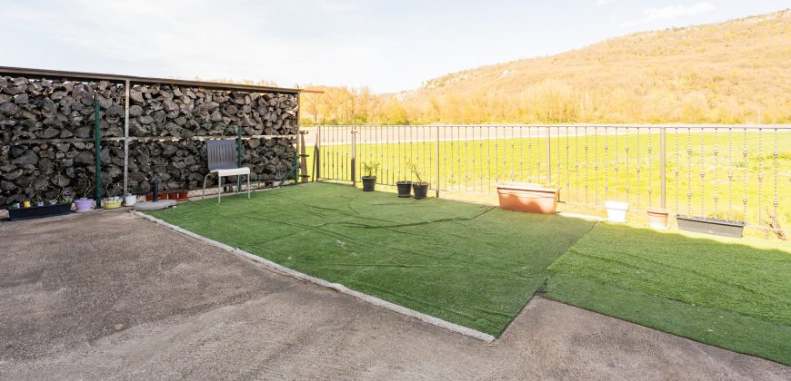 Chalet adosado en venta en Calle del Tren Vasco-Navarro