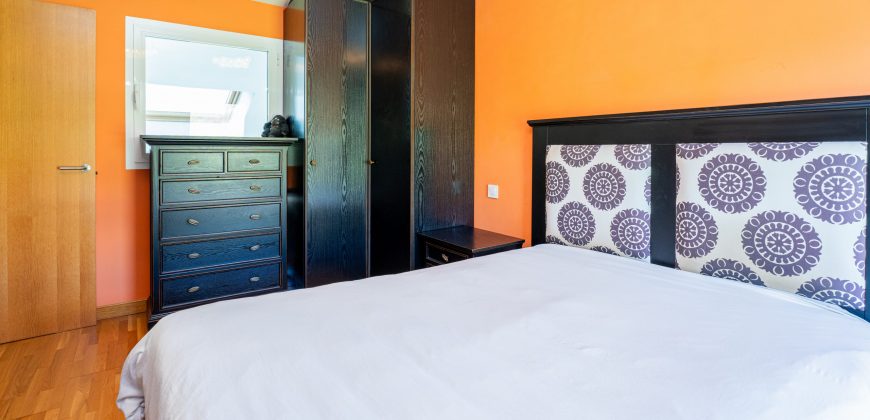 Chalet adosado en venta en Calle del Tren Vasco-Navarro
