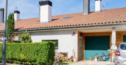 Chalet adosado en venta en Calle del Tren Vasco-Navarro