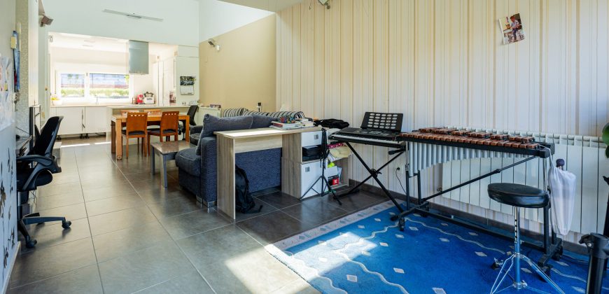 Chalet adosado en venta en Calle del Tren Vasco-Navarro
