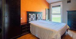 Chalet adosado en venta en Calle del Tren Vasco-Navarro
