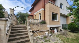 Chalet adosado en venta en Nanclares de Oca