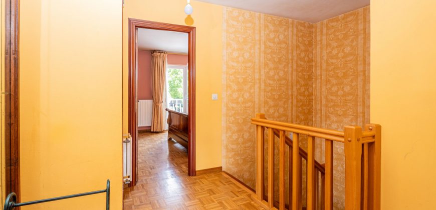 Chalet adosado en venta en Nanclares de Oca