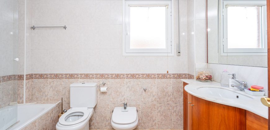 Chalet adosado en venta en Nanclares de Oca