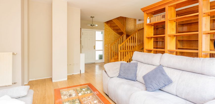 Chalet adosado en venta en Nanclares de Oca