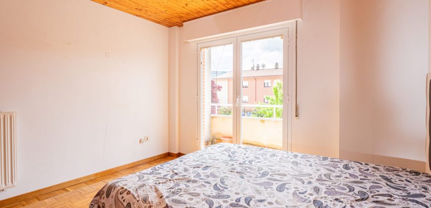 Chalet adosado en venta en Nanclares de Oca
