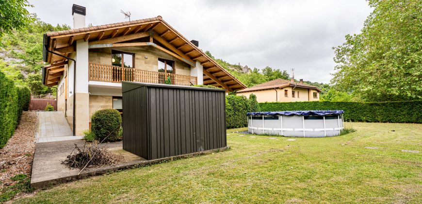 Casa o chalet independiente en venta en Calle Virgen de la Peña