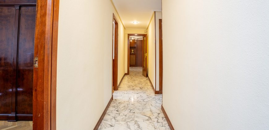 Piso en venta en Calle de los Herrán