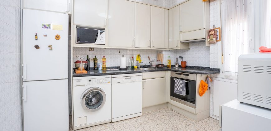 Piso en venta en Calle de los Herrán