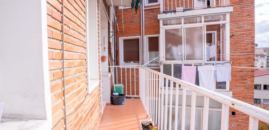 Piso en venta en Calle de los Herrán