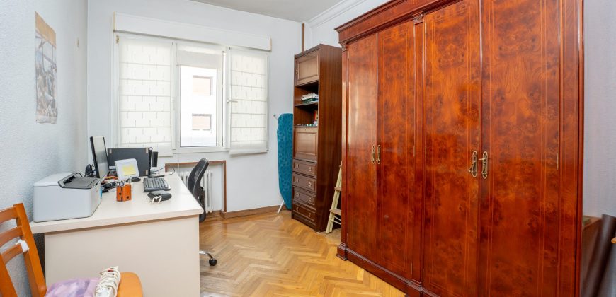 Piso en venta en Calle de los Herrán